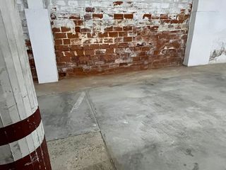 Garaje en venta en Breda