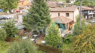 Chalet en venta en Sobrescobio