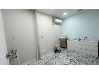 Local comercial en alquiler en Centre en Badalona