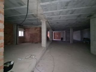 Local comercial en venta en Quesada