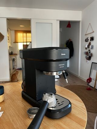 Cafetera Cecotec Cafelizzia