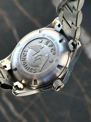Longines Conquest Automático 300m