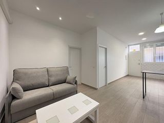 Piso en alquiler en Zofio en Madrid