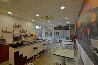 Local comercial en venta en Tui