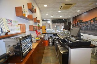 Local comercial en venta en Tui