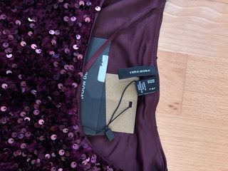 Top lentejuelas burdeos