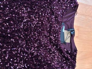 Top lentejuelas burdeos