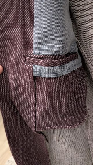 Americana morada con estampado interior