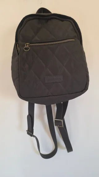 Mochila Barbour acolchada olive