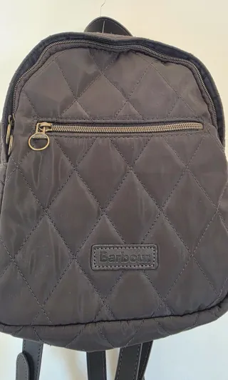 Mochila Barbour acolchada olive