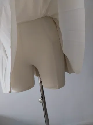 Falda Adidas by Stella McCartney color Crema