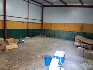 Nave industrial en venta en Cobeña