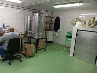 Nave industrial en venta en Cobeña