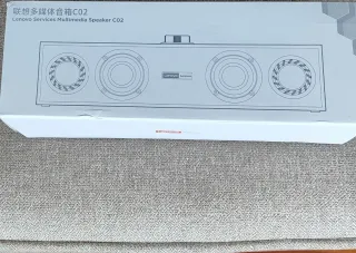 Altavoz Lenovo USB Madera Dorado