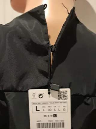 Vestido Zara Vintage Negro le falta un boton