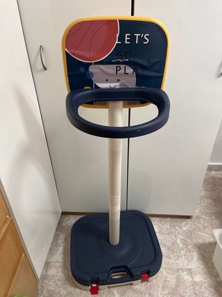 Canasta de baloncesto infantil