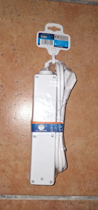 Regleta 4 enchufes con interruptor