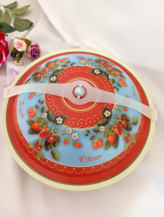 Scatola alluminio tonda vintage decorata fragole