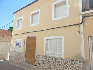 Chalet en venta en Ceutí