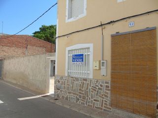 Chalet en venta en Ceutí