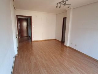 Piso en alquiler en La Paz en Zaragoza