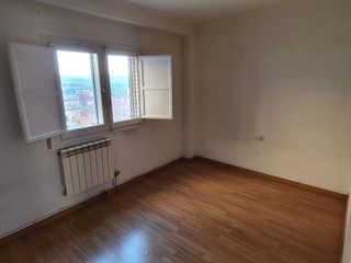 Piso en alquiler en La Paz en Zaragoza