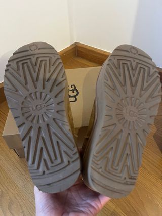 Botas Ugg Classic Mini Plataforma Marrones