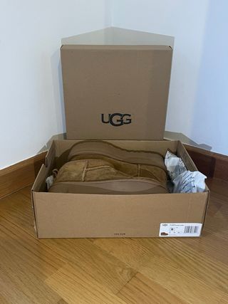 Botas Ugg Classic Mini Plataforma Marrones