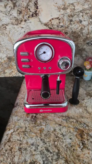 Cafetera Espresso Roja Mandine