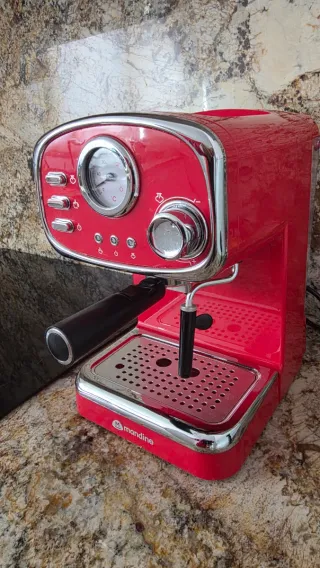 Cafetera Espresso Roja Mandine