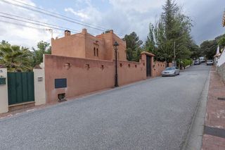 Chalet en venta en Alfacar