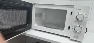 Microondas Orbegozo Blanco