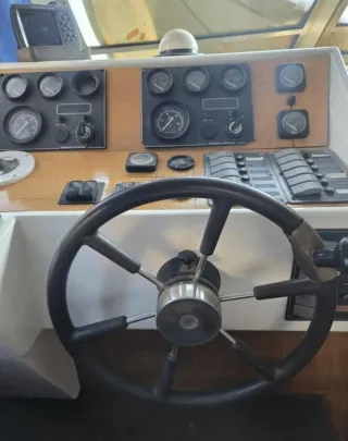 Barco a motor  Princess 30Ds