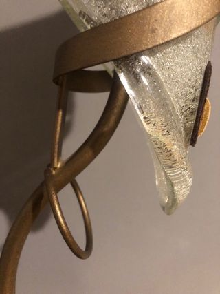 Lámpara de cristal y metal dorada