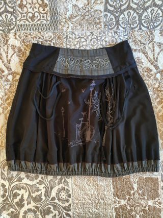 Lote x9 faldas [1 pantalón + 1 falda Desigual]