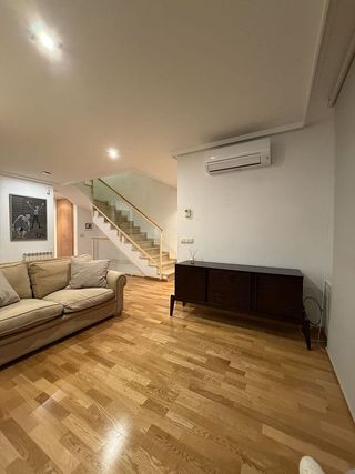 Casa pareada en alquiler en Hermanos Falcó - Sepulcro Bolera en Albacete