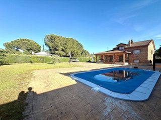 Chalet en venta en Uceda