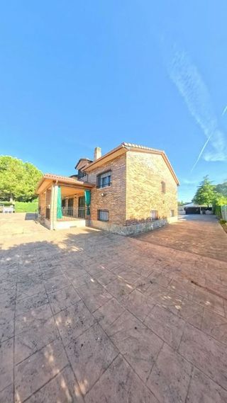 Chalet en venta en Uceda