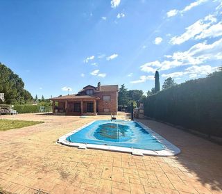 Chalet en venta en Uceda