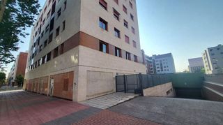 Garaje en venta en Girón - Villa del Prado en Valladolid
