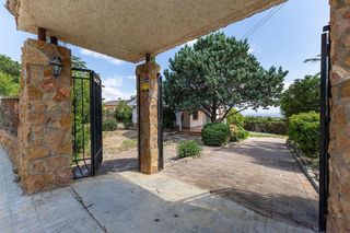 Chalet en venta en Monserrat