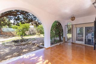 Chalet en venta en Monserrat