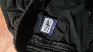 Pantalón corto portero Umbro negro