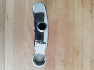 Petaca de acero inoxidable con imitación piel