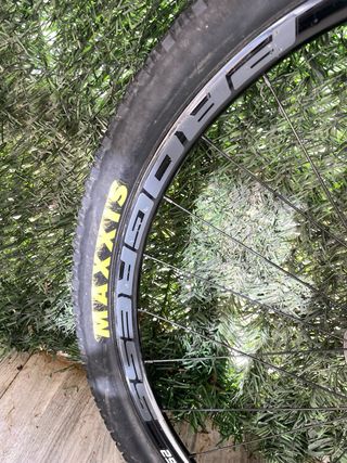 Rueda Progress Revo 29