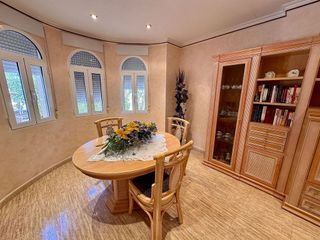 Chalet en venta en Benigánim