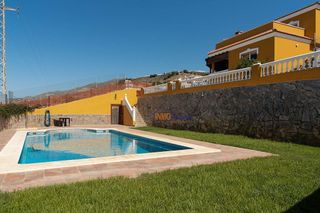 Chalet en venta en Adra