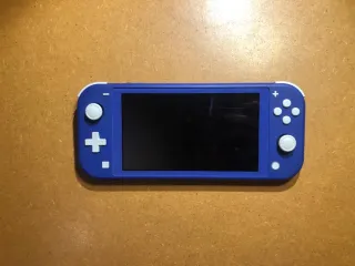 Nintendo Switch Lite Blu con GIOCO aggiuntivo