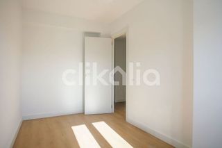 Piso en alquiler en San Fermín en Madrid