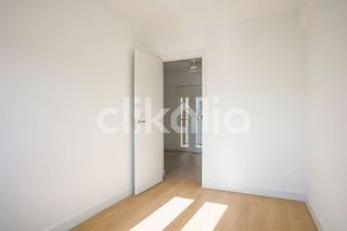 Piso en alquiler en San Fermín en Madrid